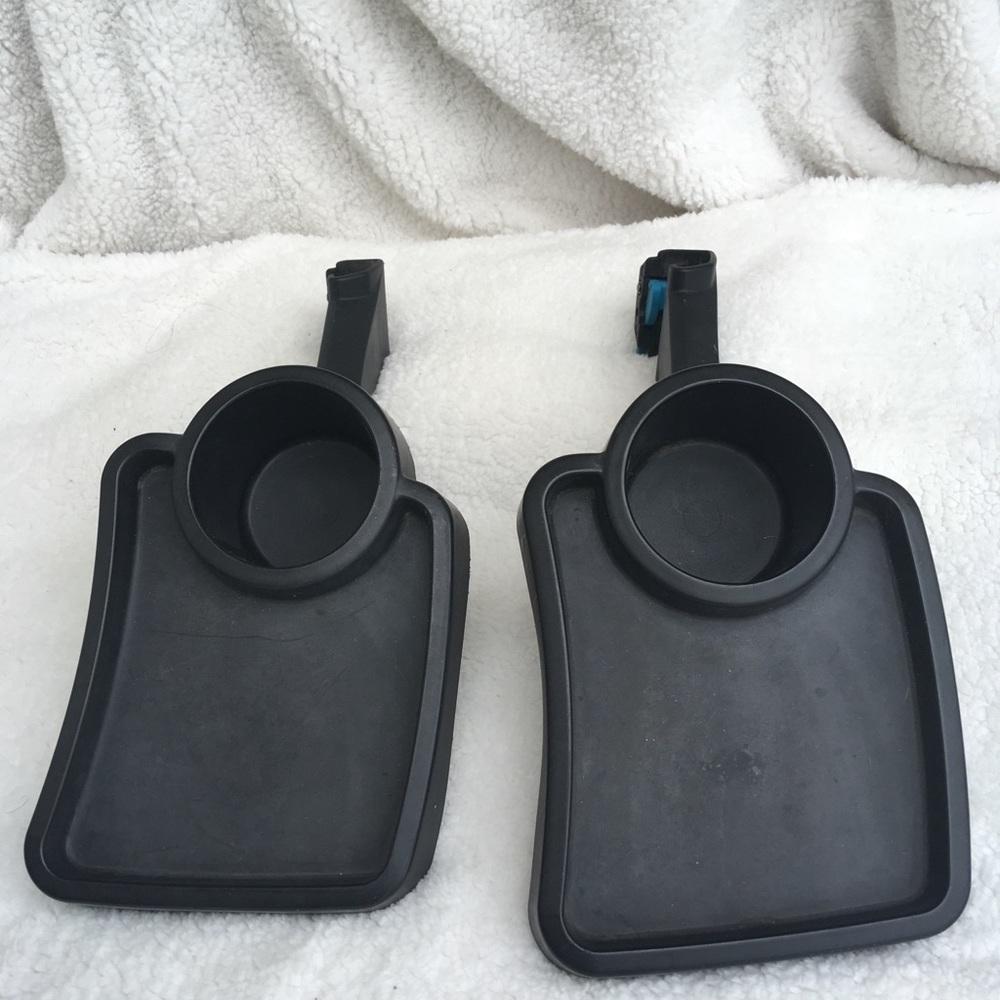 Thule Double Jogging Stroller Snack Trays (2)